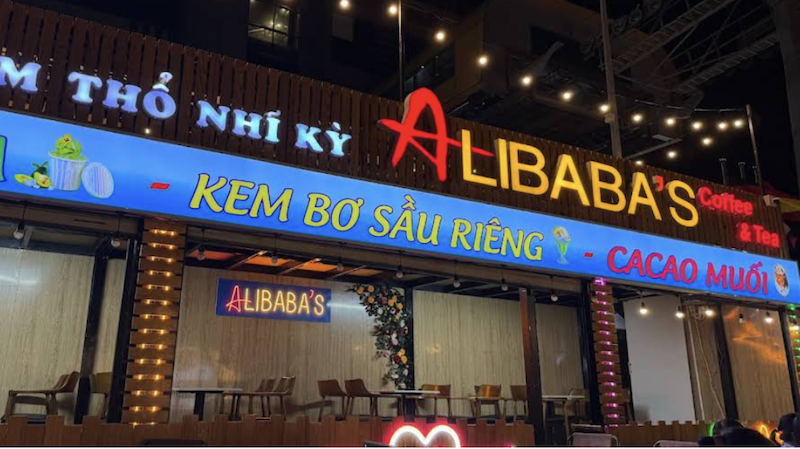 Thưởng thức kem mát lạnh và ngắm biển là trải nghiệm thú vị tại Vũng Tàu | Nguồn: Gmap